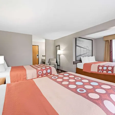 Hotel Super 8 By Wyndham Waverly Extérieur photo